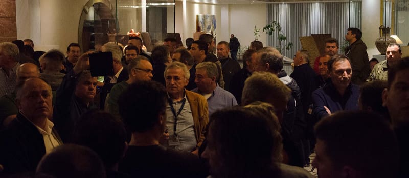 ΠΑΜΕ: «Φέρτε το ΝΑΤΟ να σας περιφρουρήσει!»