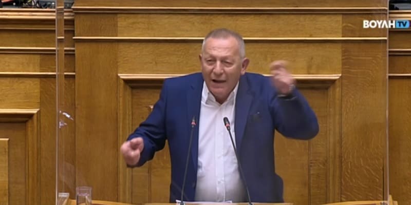 «Δεν πάτε στο διάολο που εκφοβίζετε εργαζόμενους;»