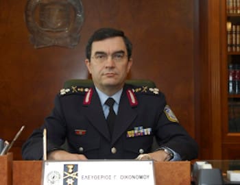 Προετοιμάζουν εισβολή των ΜΑΤ σε κάθε σχολή