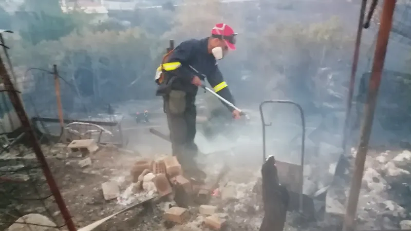 Στη πρώτη γραμμή της μάχης δυνάμεις του ΚΚΕ