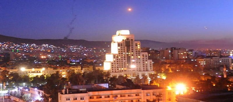 Συγκέντρωση του ΚΚΕ στο Σύνταγμα για την επίθεση στη Συρία