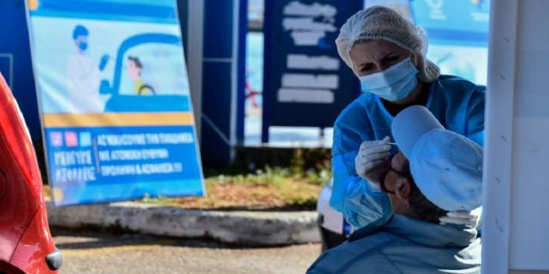 Φωτογραφικές και rapid διαδικασίες για 10 εκ. τεστ με 40 εκ. ευρώ μέχρι το Σάββατο