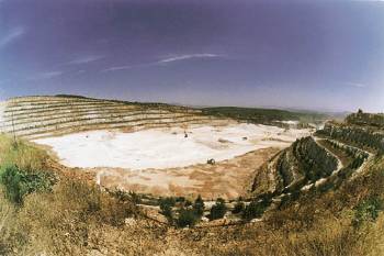 Νεκρός εργάτης στα παράνομα Λατομεία του Κυριακού